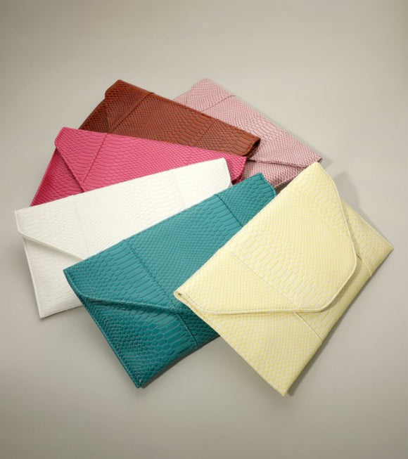 Snake 🐍 Skin Patterned Envelope Clutch (handbags)