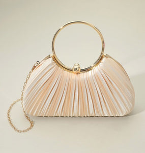 Pleated clutch (handbags)
