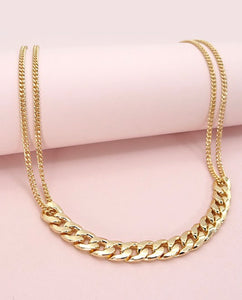 Small Gold Chain ( jewelry)